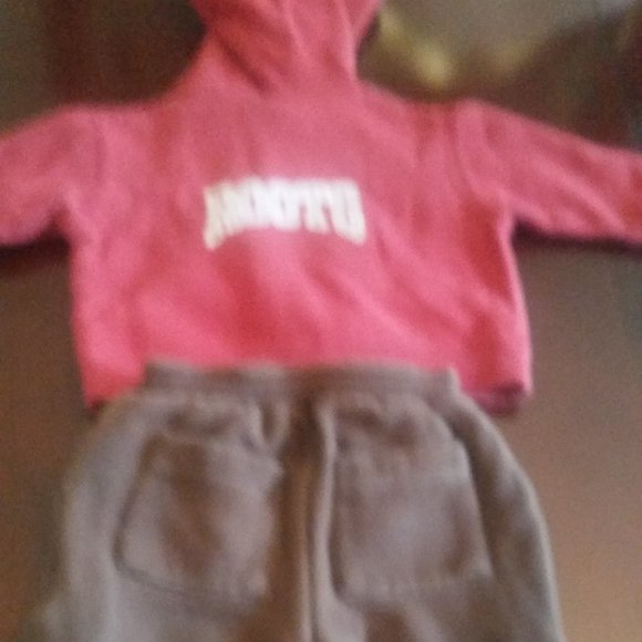 Roots sweatshirt and sweatpants - Picture 3 of 4